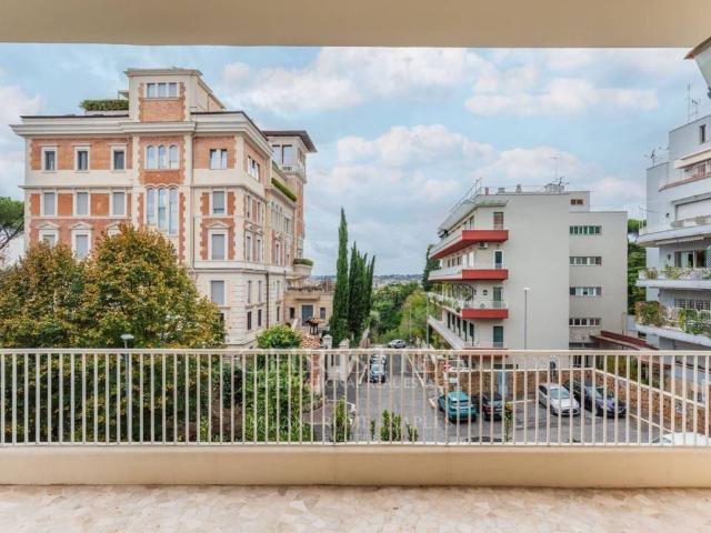 Appartamento di prestigio di 340 m² in vendita Via Dei Monti Parioli, Roma, Lazio