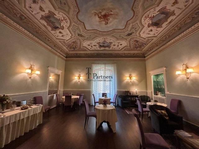 Appartamento di prestigio di 424 m² in vendita Via Alfonso La Marmora, Firenze, Toscana