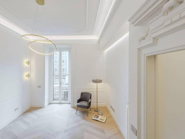 Appartamento di prestigio di 57 m² in vendita Via Giovan Battista Pergolesi, 22, Milano, Lombardia