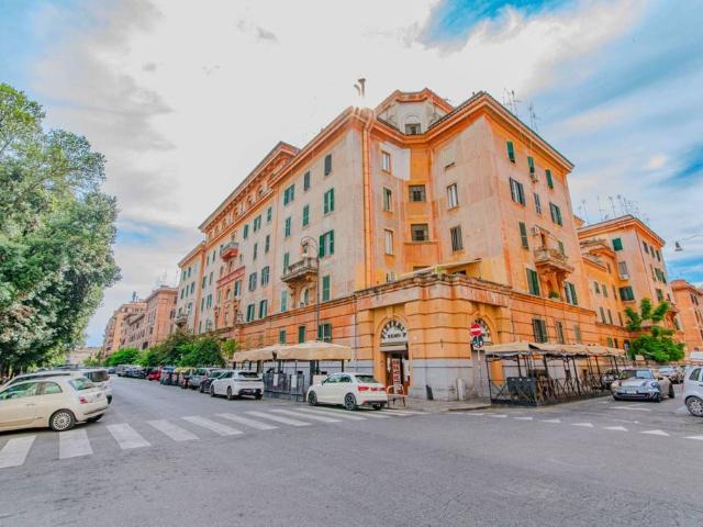 Appartamento di prestigio di 85 m² in vendita Piazza di S Maria Liberatrice, Roma, Lazio