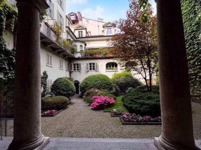 Appartamento di prestigio di 80 m² in vendita Via Maria Vittoria, 15, Torino, Provincia di Torino, Piemonte