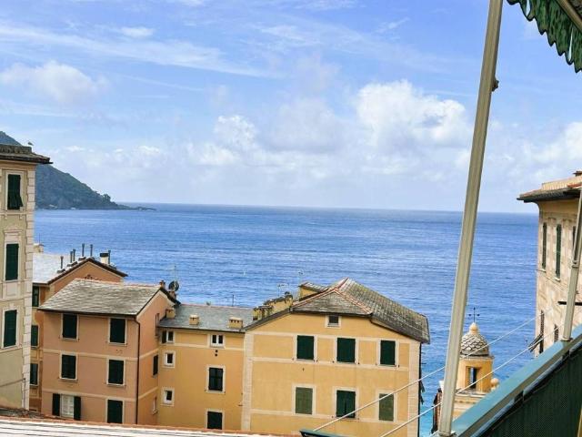 Appartamento di prestigio di 90 m² in vendita Via della Repubblica, Camogli, Liguria
