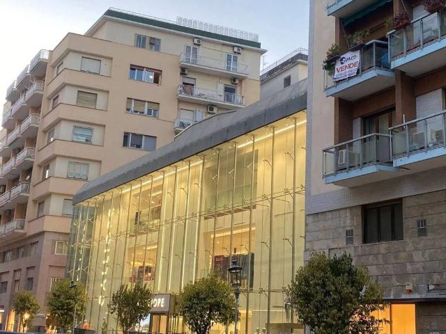 Appartamento di prestigio in vendita Corso Vittorio Emanuele, 179, Salerno, Campania