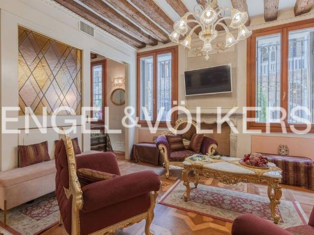 Appartamento di prestigio in vendita Calle Contarini del Bovolo, Venezia, Veneto