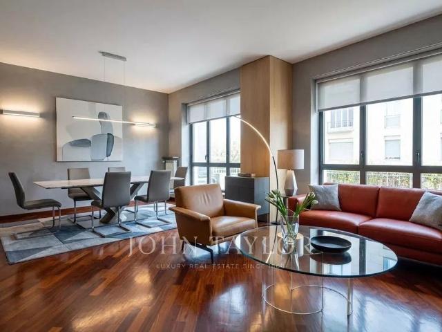 Appartamento di prestigio di 155 m² in vendita Milano, Lombardia