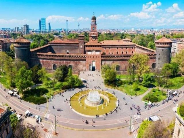 Appartamento di prestigio in vendita Milano, Lombardia