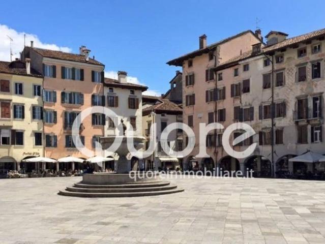 Appartamento di prestigio in vendita piazza matteotti, Udine, Friuli Venezia Giulia