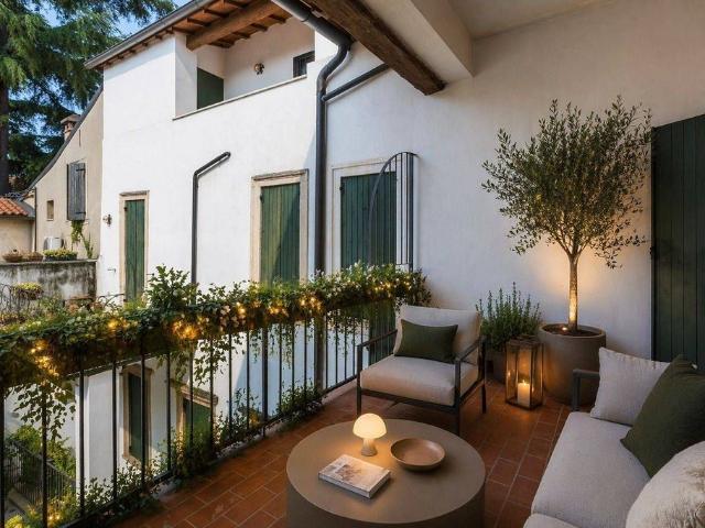 Appartamento di prestigio in vendita Piazzetta Scalette Rubiani, 1, Verona, Veneto