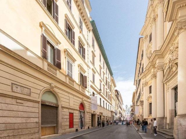 Appartamento di prestigio in vendita Roma, Lazio