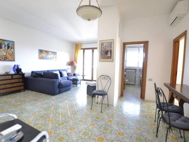 Appartamento di prestigio in vendita Riccione, Italia
