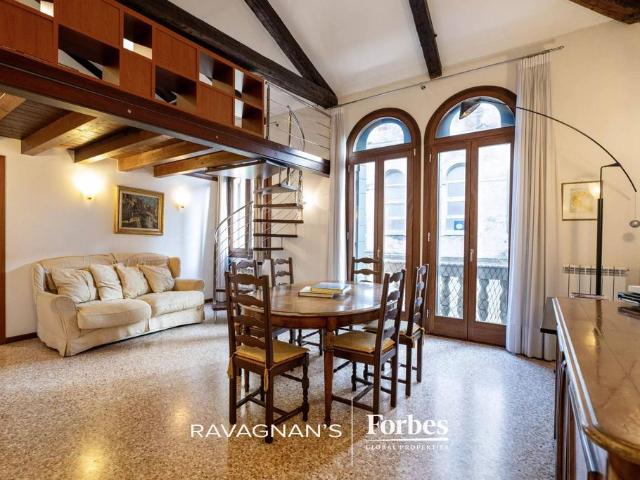 Appartamento di prestigio in vendita Venezia, Italia
