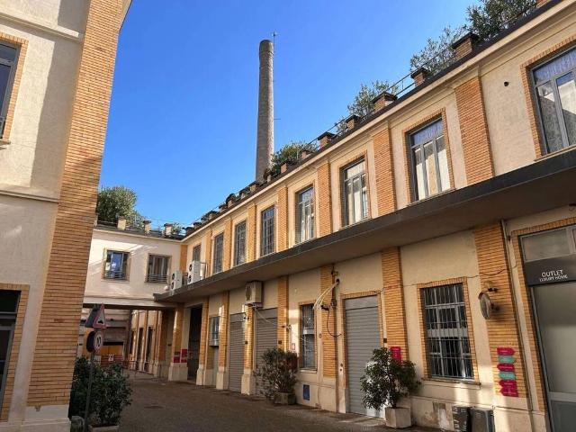 Appartamento di prestigio di 69 m² in vendita Via Andrea Solari, 11, Milano, Lombardia