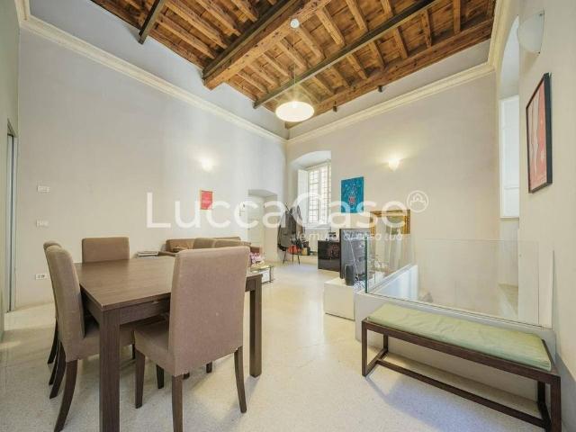 Appartamento di prestigio in vendita Via della Rosa,, 11, Lucca, Toscana