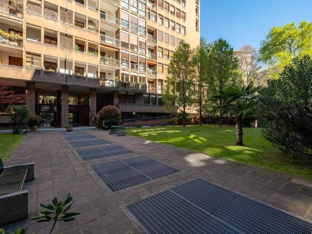 Appartamento di prestigio in vendita Via Giuseppe Frua, 21/8, Milano, Lombardia