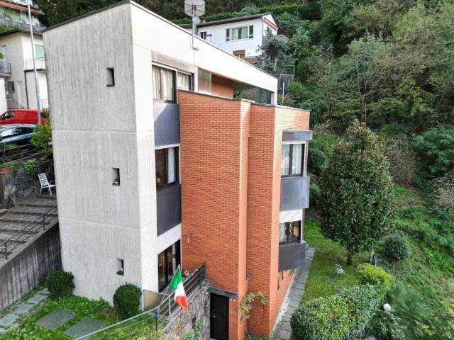 Appartamento di prestigio in vendita Via per Arogno, Campione d'Italia, Lombardia