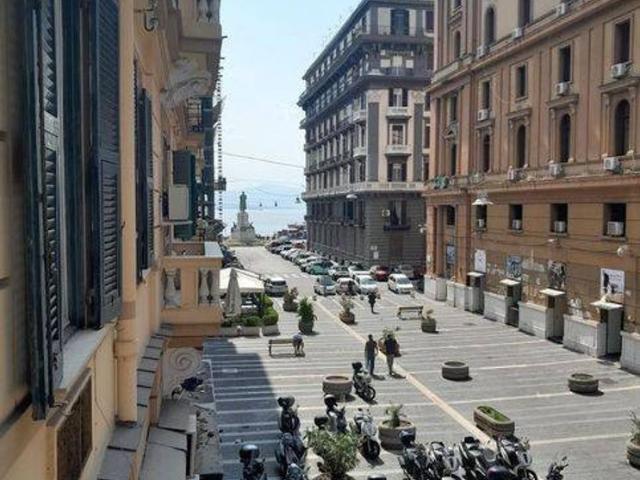 Appartamento di prestigio in vendita Via Raffaele De Cesare 7, Napoli, Campania