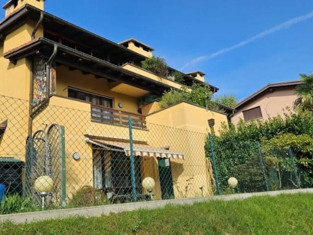 APPARTAMENTO DUPLEX A CADEMARIO