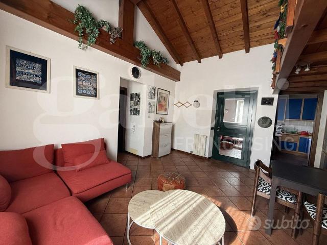 Appartamento Erba [Cod. rif 3320547ARG]