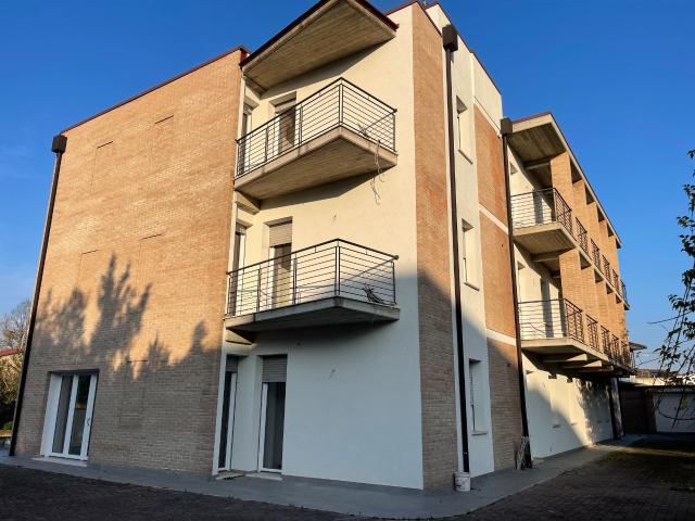 appartamento in condominio in affitto a Bondeno