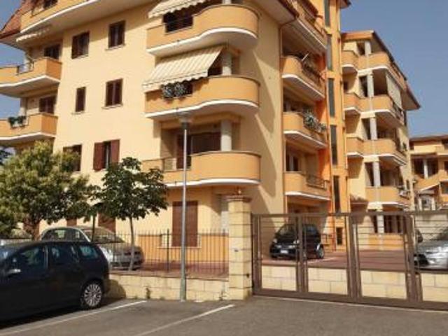 Appartamento in Contrada Varrolate