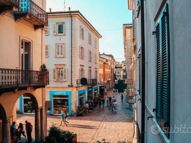 Appartamento in centro città 700EU S.p. Comprese