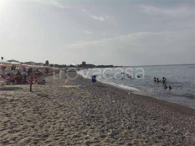 Appartamento in affitto a Mandatoriccio via Venezia, terrazzo, vicinanze negozi, lavatrice TrovaCasa
