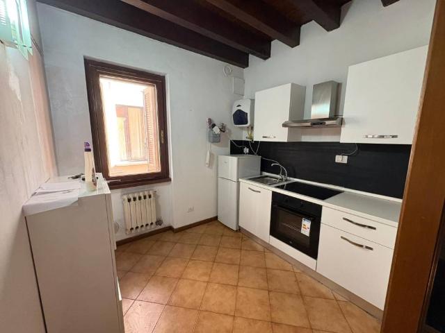 Appartamento in affitto a Mantova MN