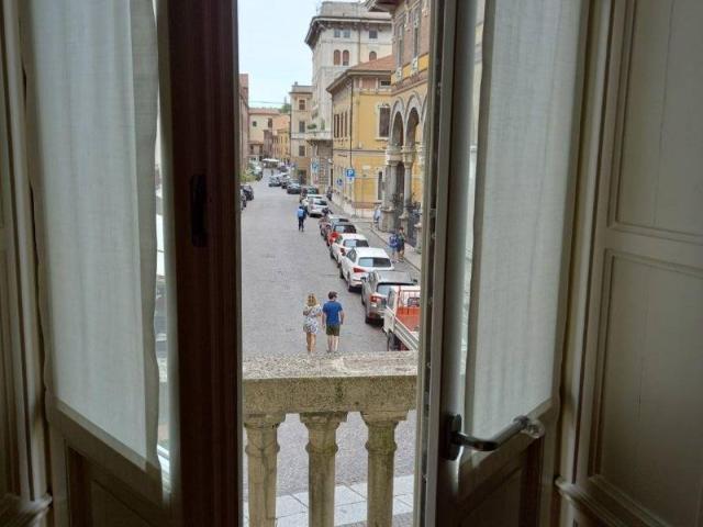 Appartamento in affitto a Mantova MN