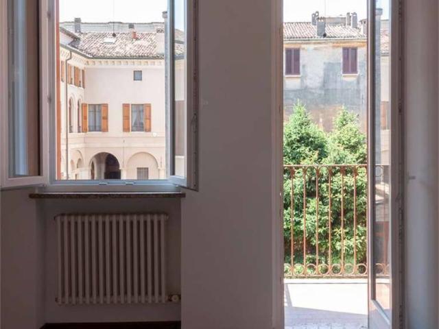 Appartamento in affitto a Mantova MN