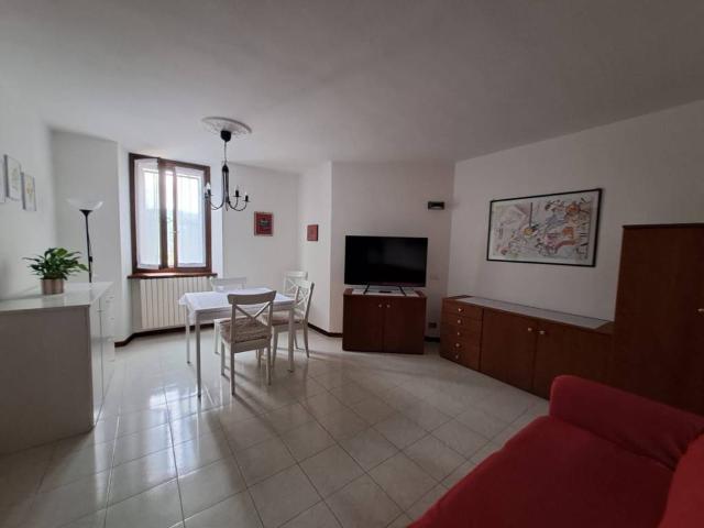Appartamento in affitto a Maslianico CO