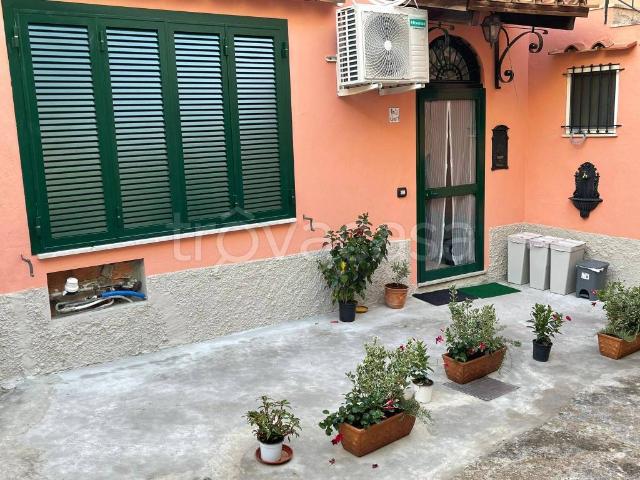 Appartamento in affitto a Massa Lubrense via Roma, arredato, cucina abitabile TrovaCasa