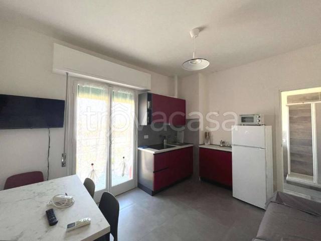 Appartamento in affitto a Massa via Bagnone, arredato, terrazzo, ascensore TrovaCasa