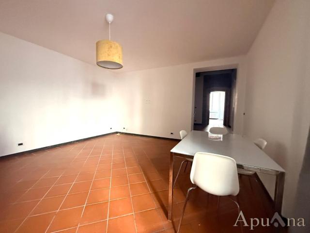 Appartamento in affitto a Massa
