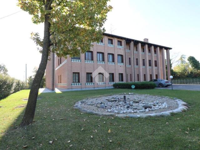 Appartamento in affitto a Maranello via Abetone superiore, 146, arredato, box, ultimo piano TrovaCasa
