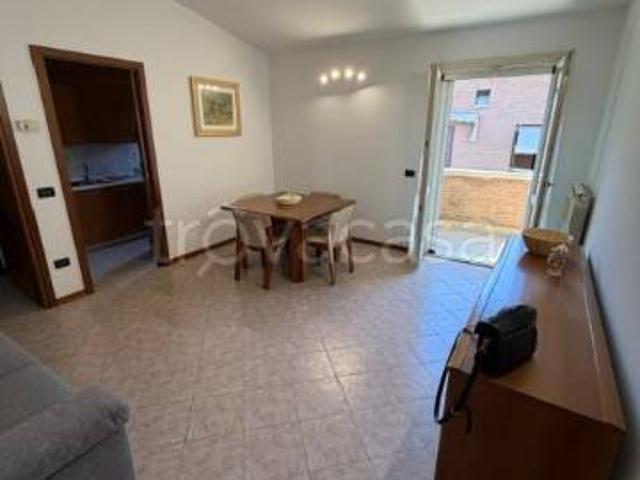 Appartamento in affitto a Maranello via Nuova Estense, 2290, arredato, box, terrazzo TrovaCasa