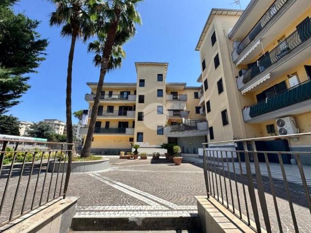 Appartamento in affitto a Marano di Napoli via Ernesto Cheguevara, 36, non arredato/vuoto, box, ascensore TrovaCasa