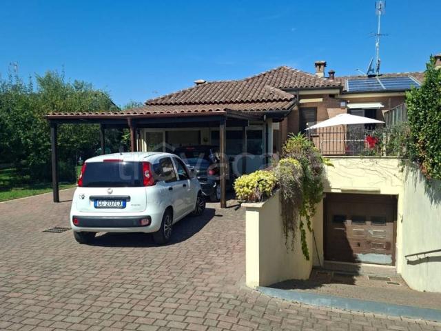 Appartamento in affitto a Marino via del Divino Amore, 6C, arredato, giardino, caminetto TrovaCasa