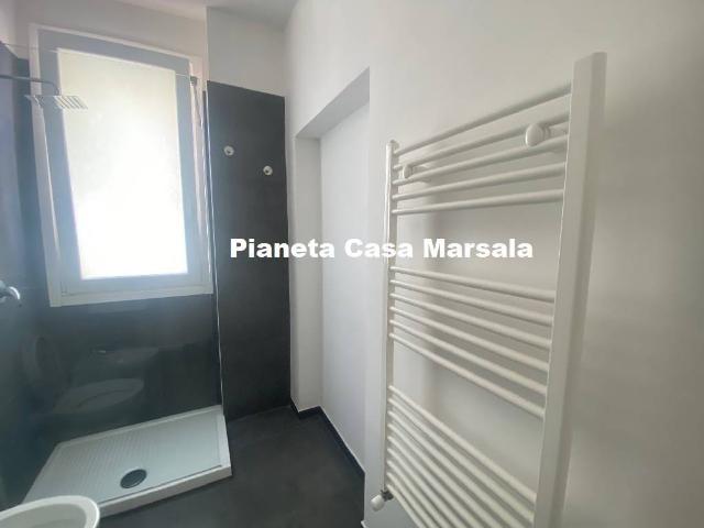 Appartamento in affitto a Marsala via dei Mille, non arredato/vuoto, posto auto, terrazzo TrovaCasa