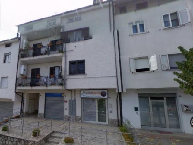 Appartamento in affitto a Marsicovetere via Falcone, riscaldamento autonomo, mansarda, cucina abitabile TrovaCasa
