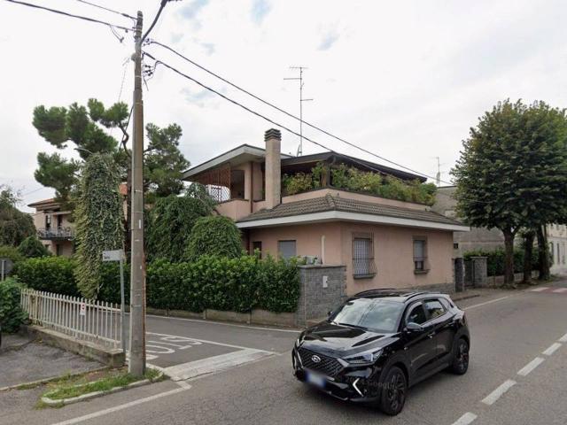 Appartamento in affitto a Meda