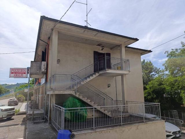 Appartamento in affitto a Medesano PR