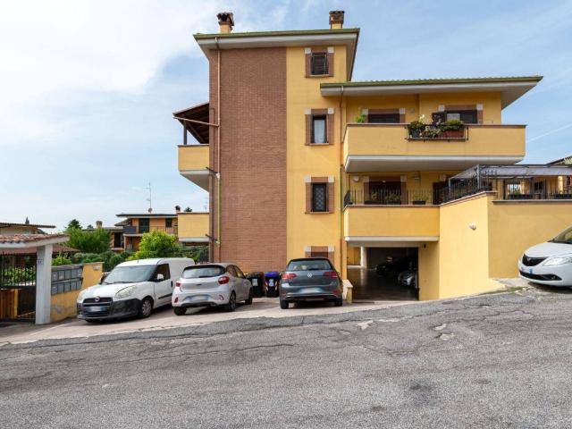 Appartamento in affitto a Mentana RM