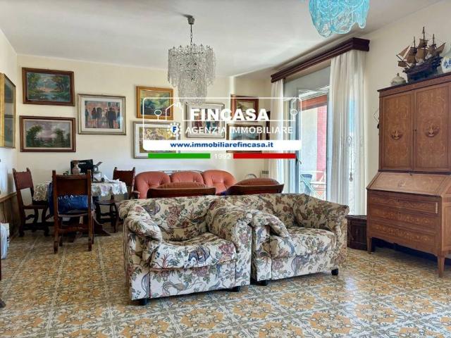 Appartamento in affitto a Messina viale Regina Margherita, arredato, terrazzo, riscaldamento autonomo TrovaCasa