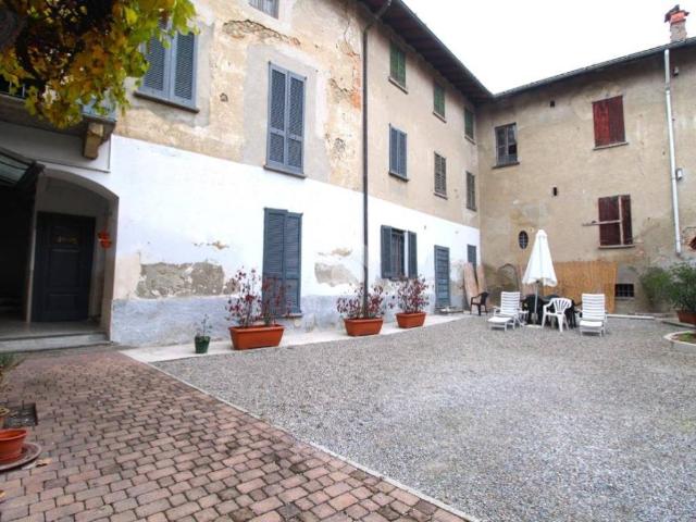 Appartamento in affitto a Merate via Lunga, 6, ristrutturato, posto auto scoperto, cucina a vista TrovaCasa