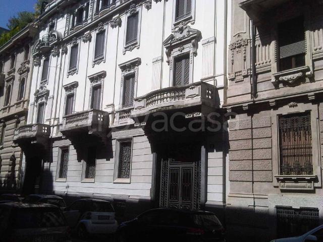 Appartamento in affitto a Milano, terrazzo, parzialmente arredato, ascensore TrovaCasa