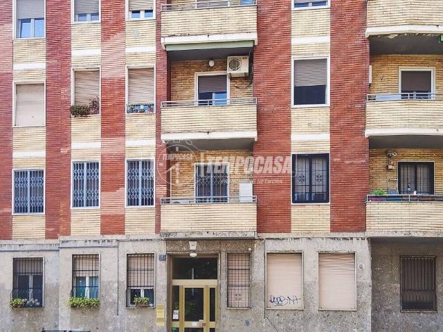 Appartamento in affitto a Milano via Codogno 2, parzialmente arredato, ascensore, riscaldamento centralizzato TrovaCasa