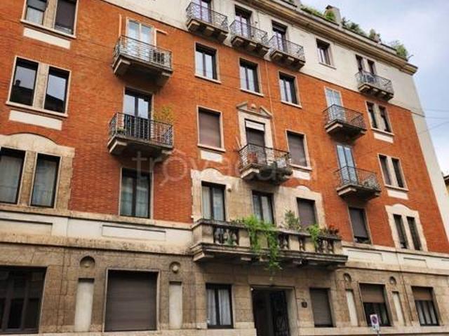 Appartamento in affitto a Milano via Cosimo del Fante, box, doppi vetri, cantina TrovaCasa