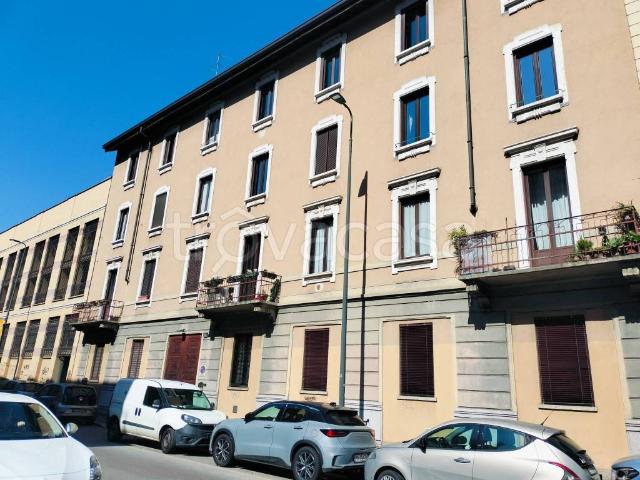 Appartamento in affitto a Milano via Costanza, 4, arredato, libero subito, ristrutturato TrovaCasa