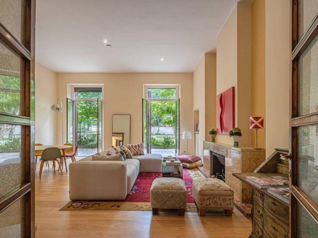 Appartamento in affitto a Milano via Cappuccio, giardino privato, immobile di prestigio, parzialmente arredato TrovaCasa