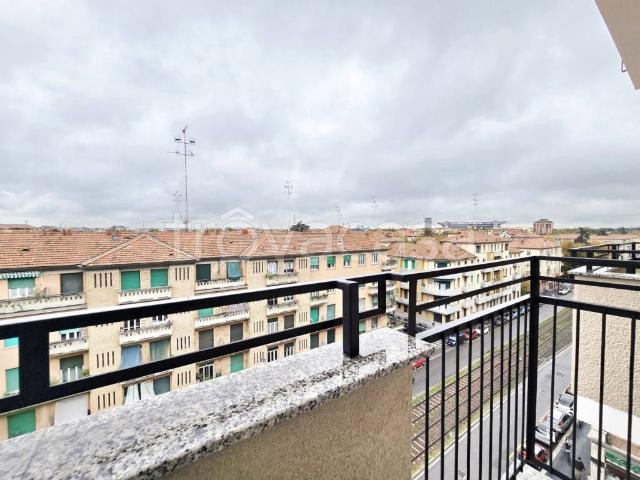 Appartamento in affitto a Milano via Carlo Dolci, 20, arredato, balcone, cucina a vista TrovaCasa